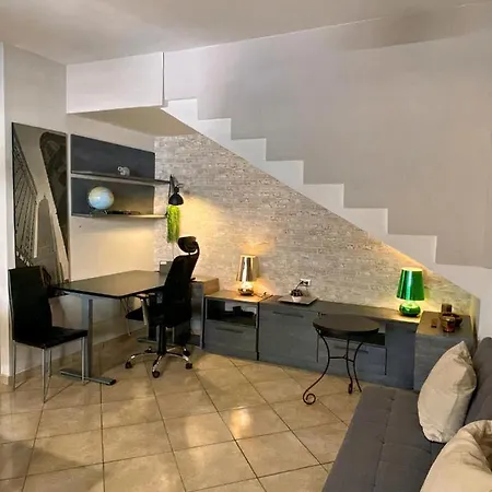 Lauri's Modern - 5 Minutes From Center Nettuno